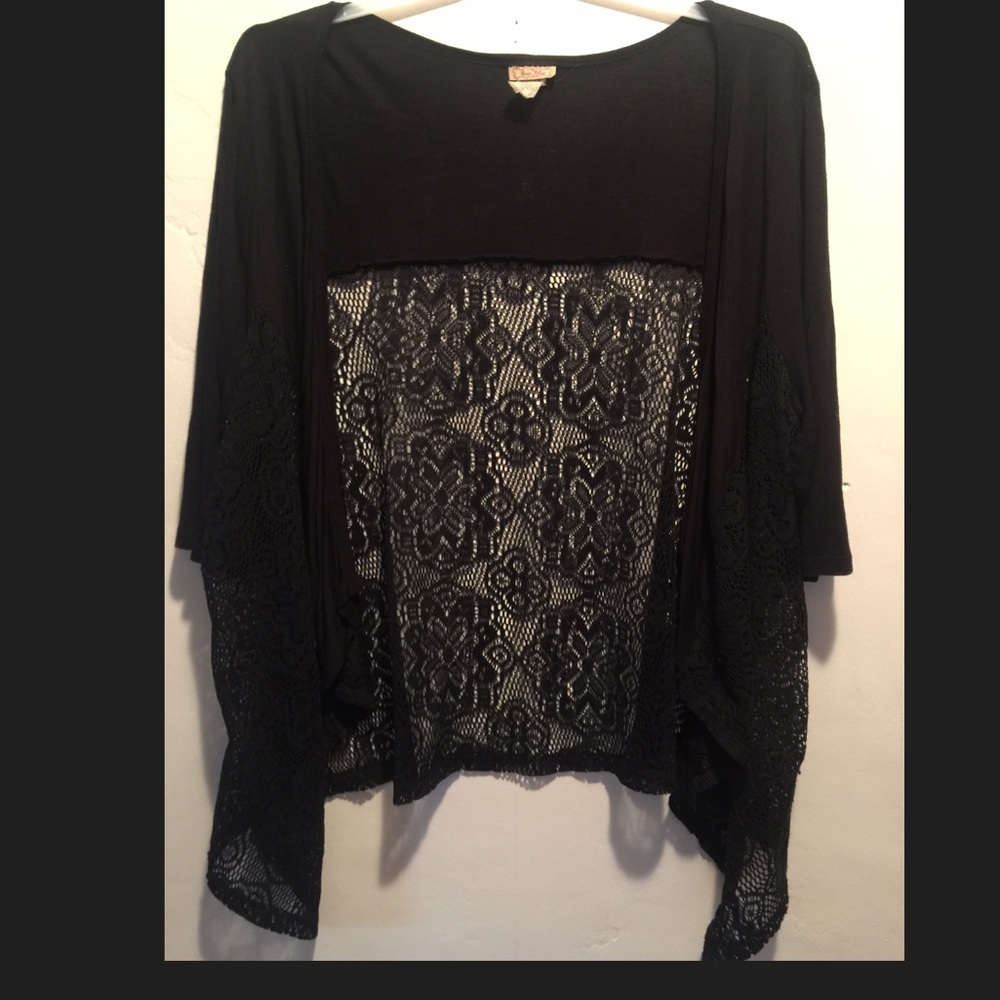 🎄Black Back Lacy Cardigan